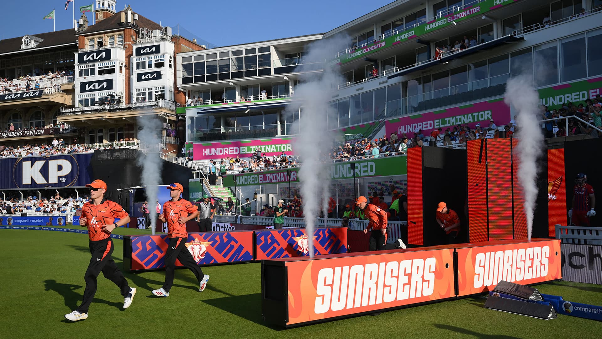 SunRisers Leeds hero